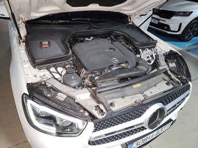 MERCEDES-BENZ GLC - 9