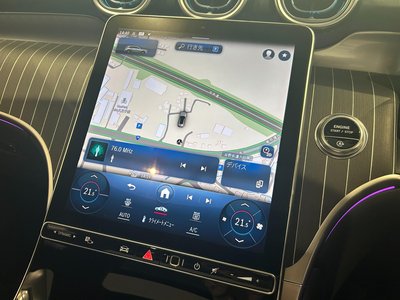 MERCEDES-BENZ GLC - 10