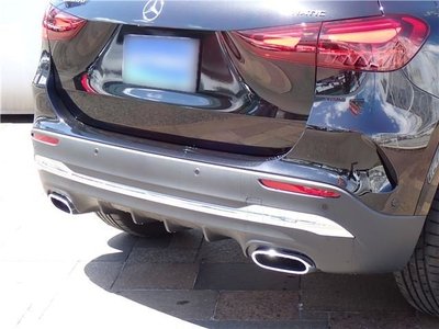 MERCEDES-BENZ GLA - 9