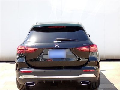 MERCEDES-BENZ GLA - 6