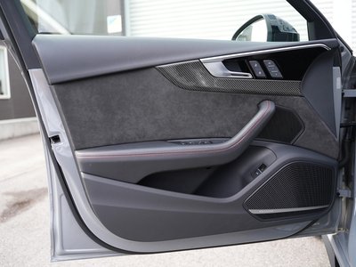 2021 AUDI RS4 AVANT — миниатюра 12
