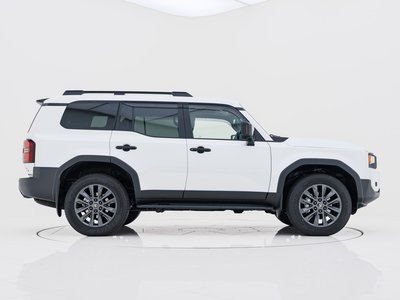 TOYOTA LAND CRUISER 250 - 8