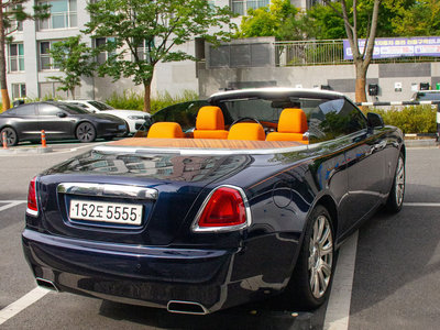 2017 ROLLS-ROYCE DAWN 照片 4