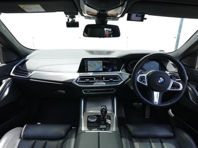 2021 BMW X6 — миниатюра 22