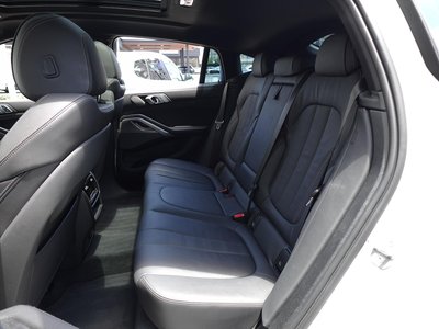 2021 BMW X6 — миниатюра 14