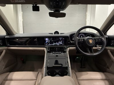 PORSCHE PANAMERA - 9