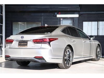 LEXUS LS - 9