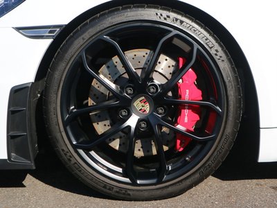 PORSCHE 718 SPYDER - 7