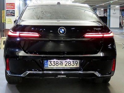 BMW 7 SERIES - 6