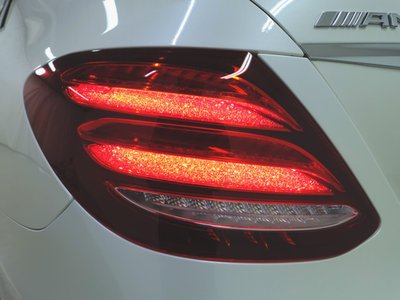 MERCEDES-BENZ E-CLASS AMG - 5