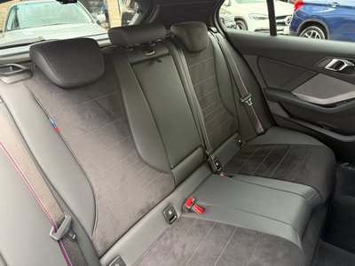 صورة مصغرة 39 لـ 2024 BMW 1 SERIES