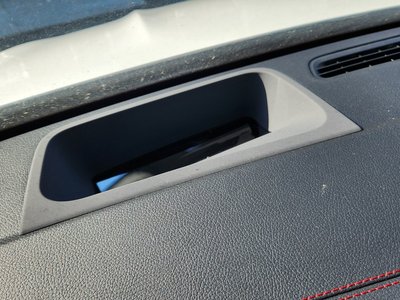 MERCEDES-BENZ EQB - 3