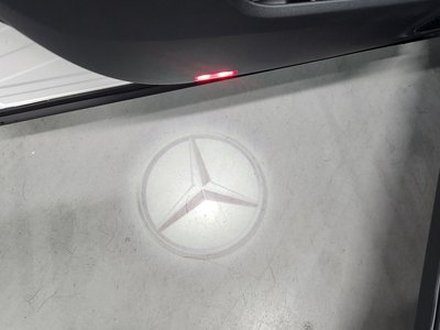 2025 Mercedes-BENZ EQB — миниатюра 11