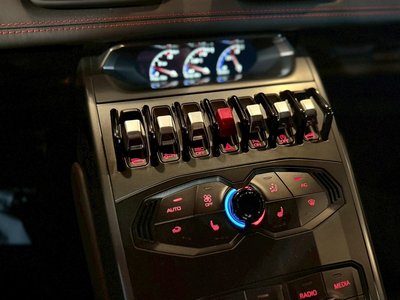صورة مصغرة 71 لـ 2014 Lamborghini HURACAN