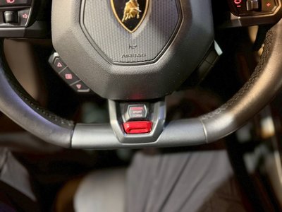 صورة مصغرة 75 لـ 2014 Lamborghini HURACAN