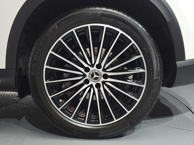 MERCEDES-BENZ GLC - 8