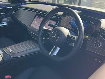 MERCEDES-BENZ E-CLASS - 9