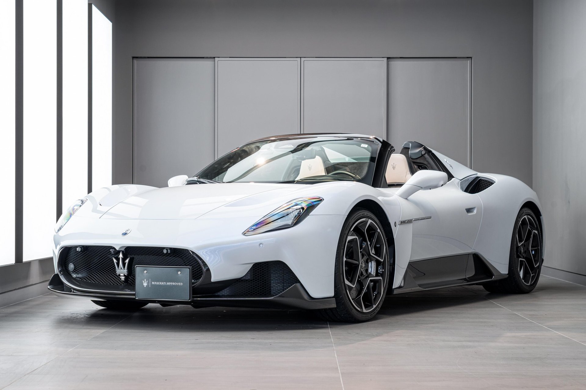 MASERATI MC20 CIELO - View 1