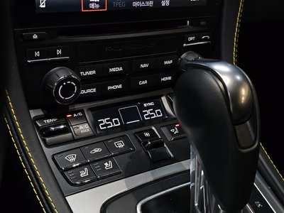 2021 Porsche 718 — миниатюра 17