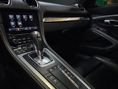 2021 Porsche 718 — миниатюра 14