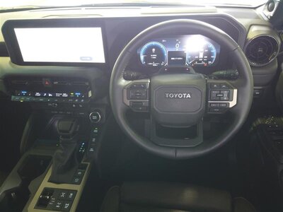 TOYOTA LAND CRUISER 250 - 4