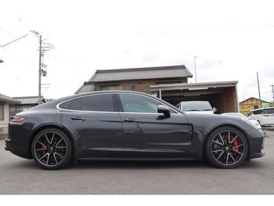 PORSCHE PANAMERA - 6