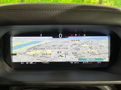 LAND ROVER DEFENDER - 5