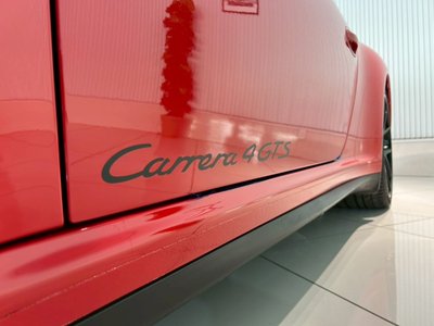 PORSCHE 911 CABRIOLET - 7