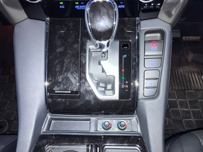 TOYOTA ALPHARD - 8