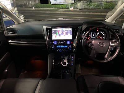 TOYOTA ALPHARD - 3