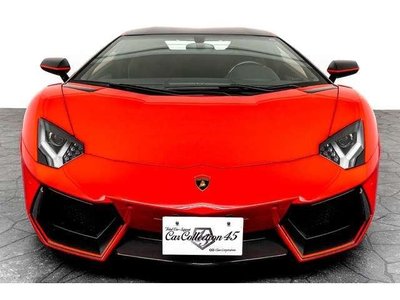LAMBORGHINI AVENTADOR - 2