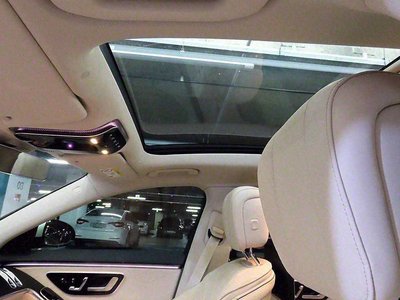 MERCEDES-BENZ S-CLASS - 8