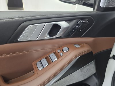 2021 BMW X7 thumbnail 28