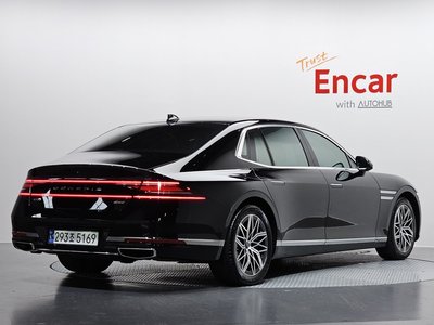 صورة 3 لـ 2023 Genesis G90 (RS4)