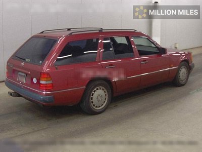 MERCEDES-BENZ 300TE24 - 5