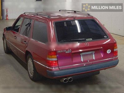 MERCEDES-BENZ 300TE24 - 2