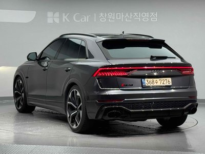 AUDI RS Q8 - 6