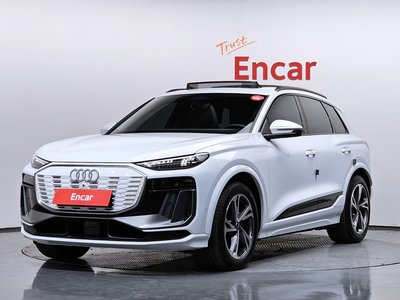 AUDI Q6 - 1