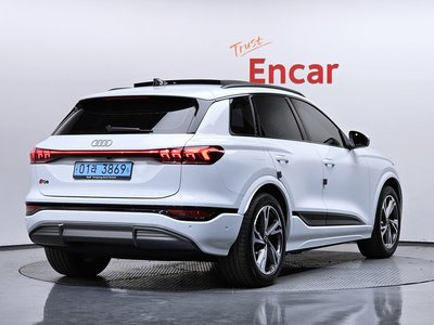 AUDI Q6 - 4
