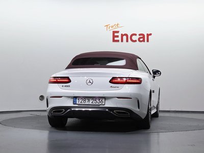 MERCEDES-BENZ E-CLASS - 5