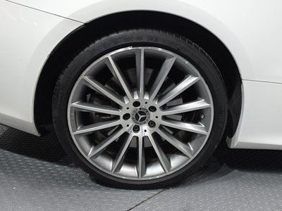 MERCEDES-BENZ E-CLASS - 6