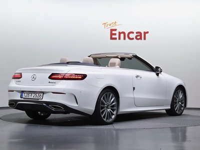 MERCEDES-BENZ E-CLASS - 3