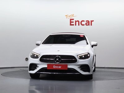 MERCEDES-BENZ E-CLASS - 1