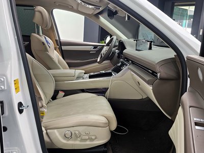 GENESIS GV80 - 10