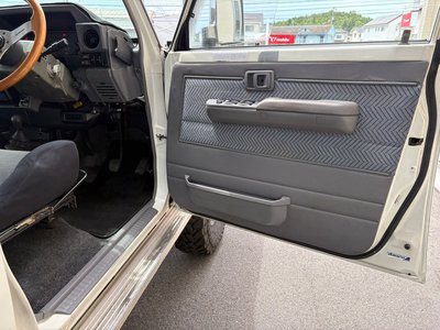 صورة مصغرة 39 لـ 1998 Toyota LAND CRUISER 70