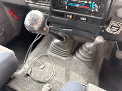 صورة مصغرة 34 لـ 1998 Toyota LAND CRUISER 70