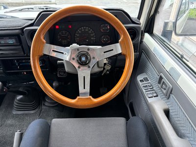 صورة مصغرة 22 لـ 1998 Toyota LAND CRUISER 70