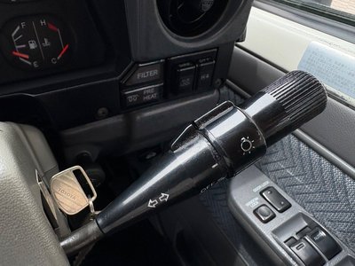 صورة مصغرة 24 لـ 1998 Toyota LAND CRUISER 70