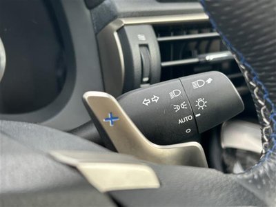 2015 Lexus RC F — миниатюра 16