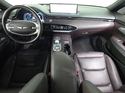 صورة 5 لـ 2021 Genesis GV70